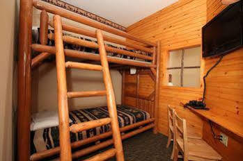 Darien Lake Lodge On The Lake Corfu Exterior foto